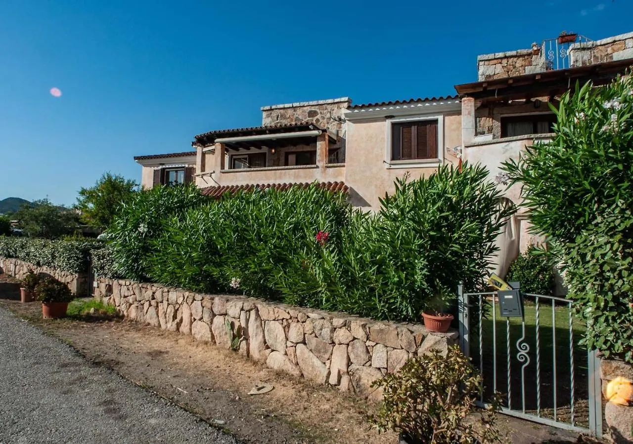 The Beach House Apartment Olbia Italy