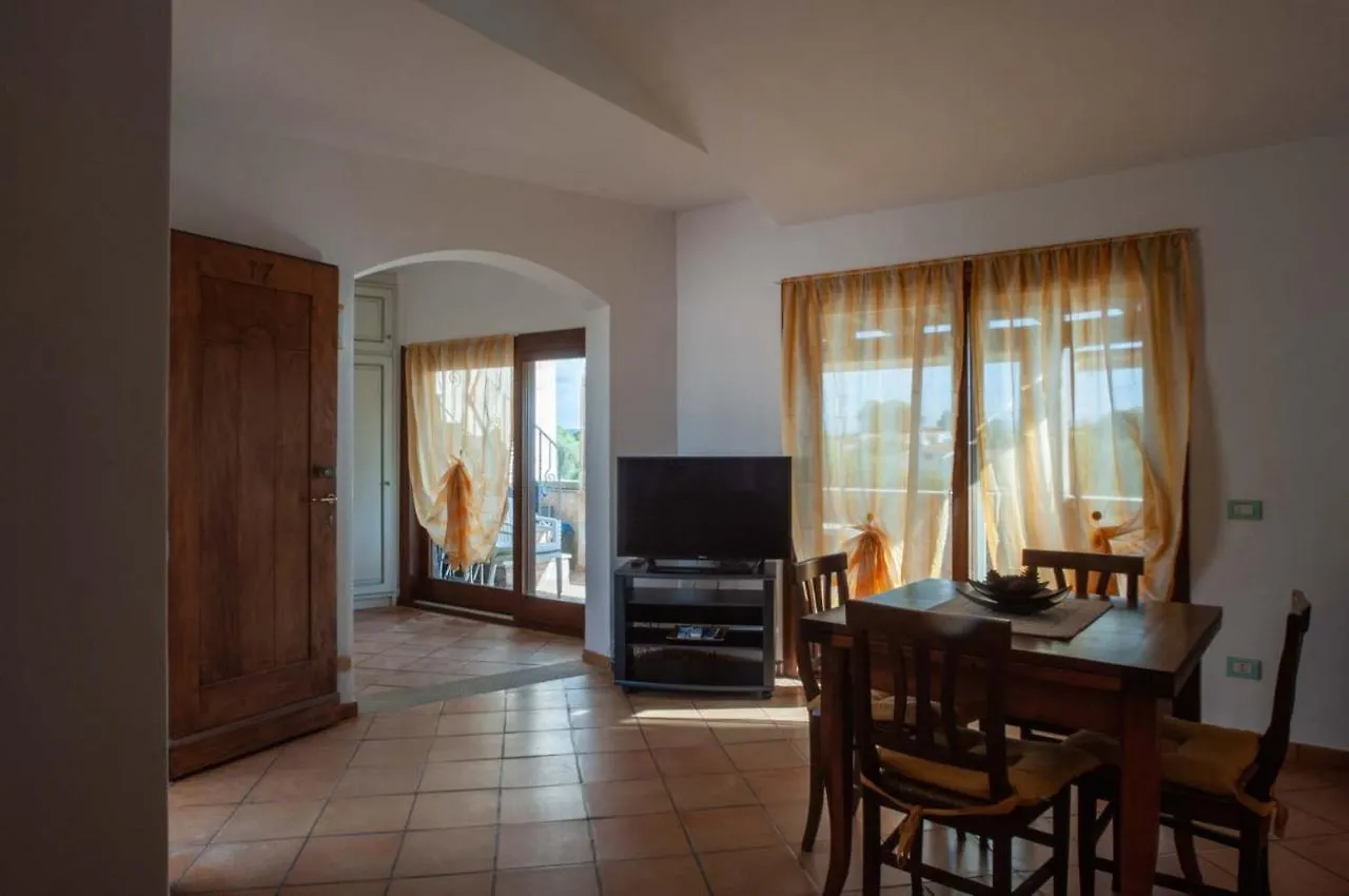 The Beach House Apartment Olbia