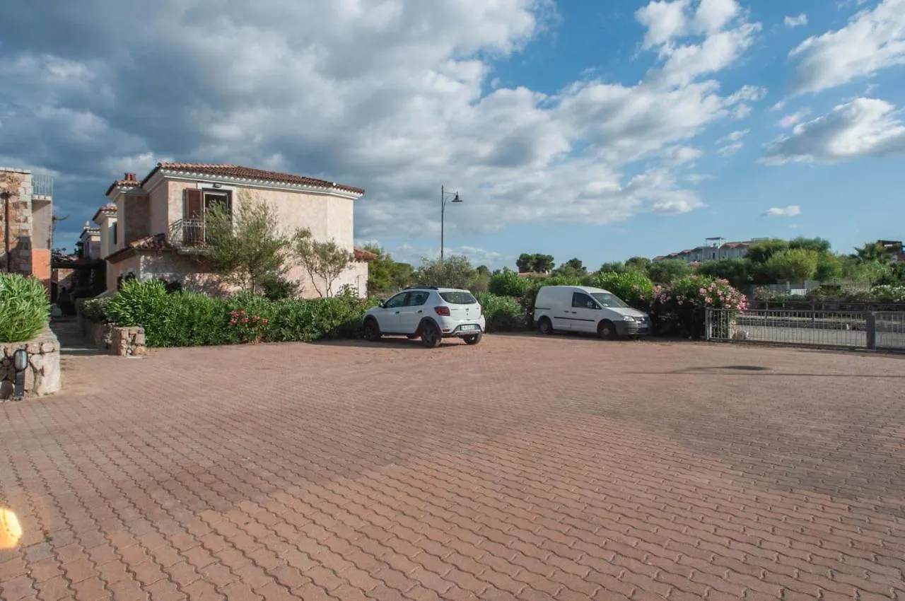 The Beach House Apartment Olbia