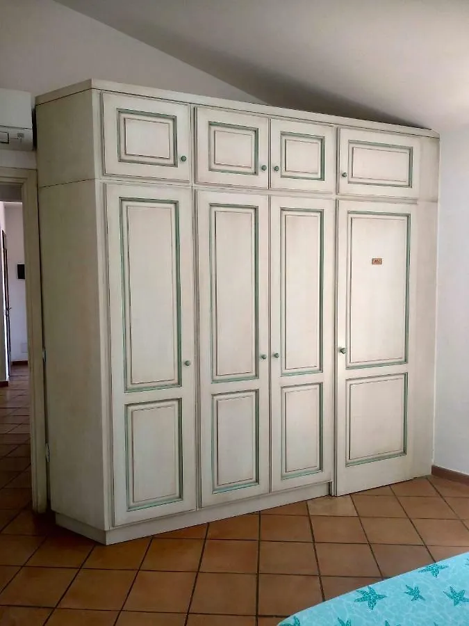 The Beach House Apartment Olbia